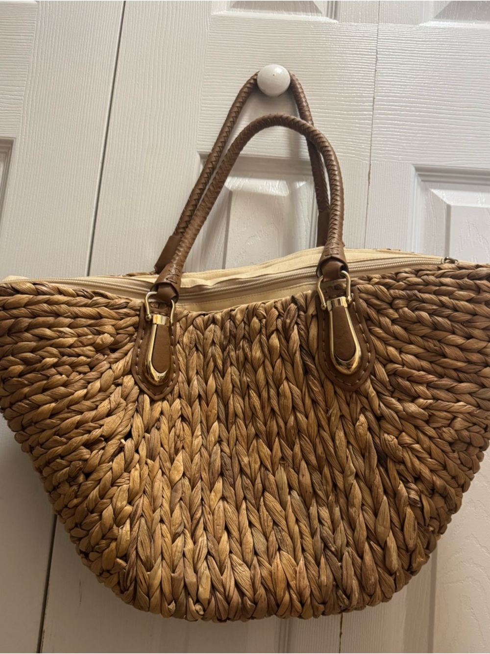 Woven Straw Tote Handbag in Tan